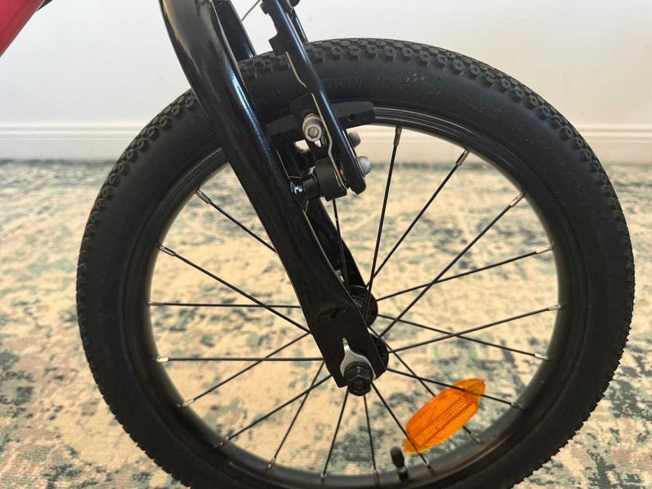 Bicicleta copii cu roti ajutatoare 4-6 ani