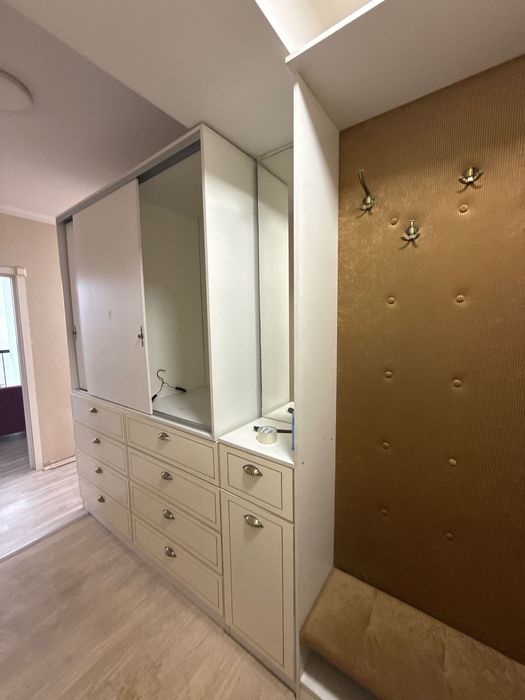 Гардероб в прихожую