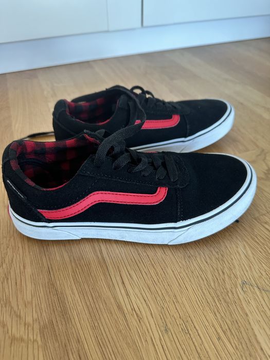 Tenesi Vans mas 35
