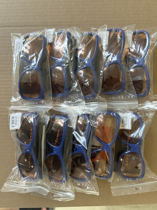 Lot 10 perechi ochelari de soare Italia Independent