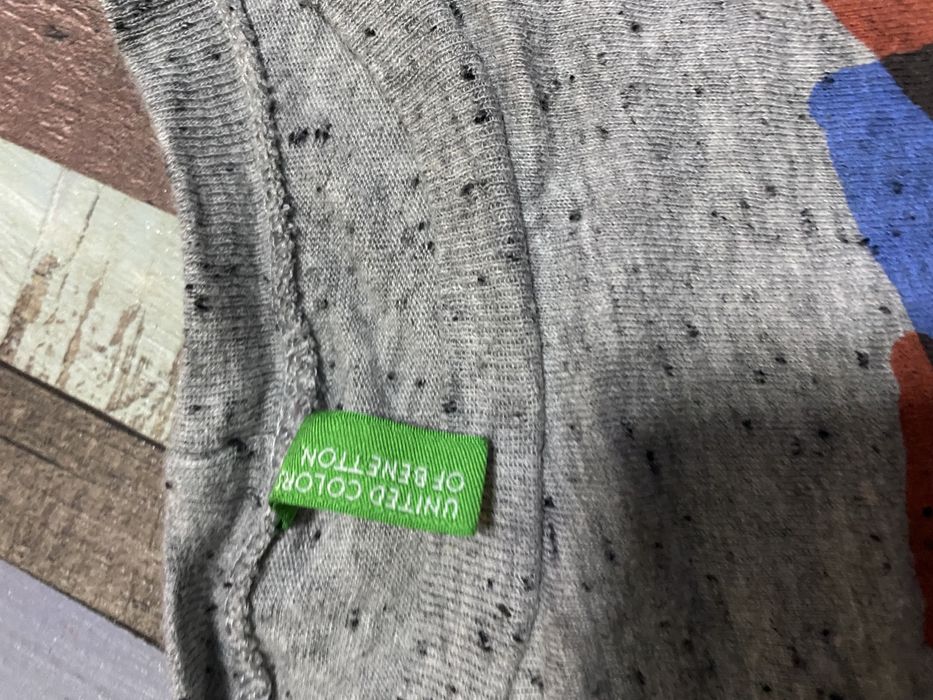 Блузи Esprit i Benetton