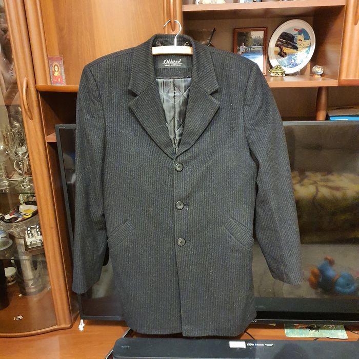 Продам шерстяное пальто