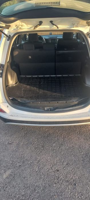 Продам Toyota rav4