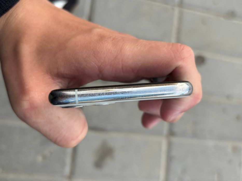 Iphone 11 pro 64 gb