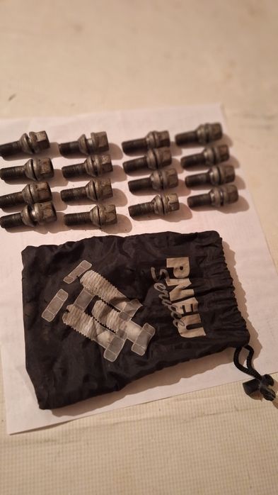 Стоманени джанти-15 цола със зимни гуми 15  Continental + болтове .80