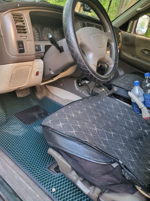 Продам Митсюбиси монтеро спорт