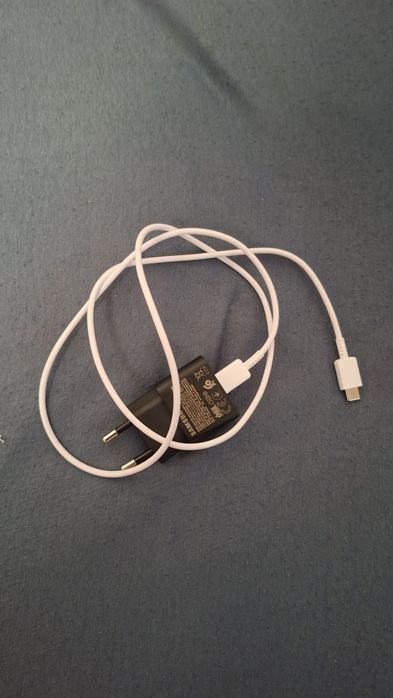 Samsung a16 5g+cutie si încărcător
