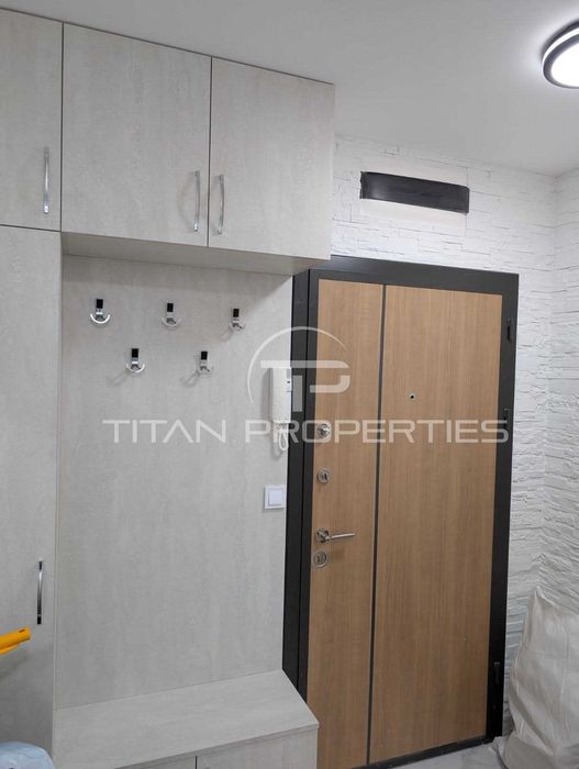 Продава се Двустаен апартамент в Пловдив, Тракия - 81 кв.м за 2035 €/кв.м - Снимка #11