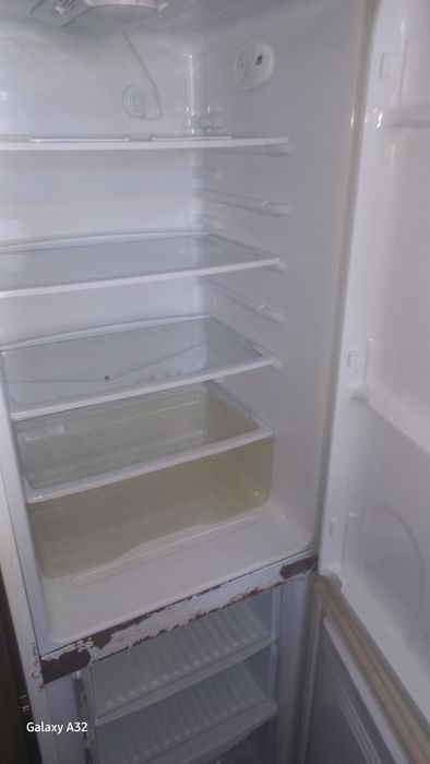 Продам холодильники