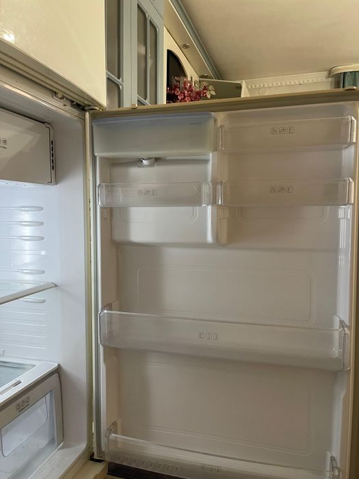 Холодильник сенсорный