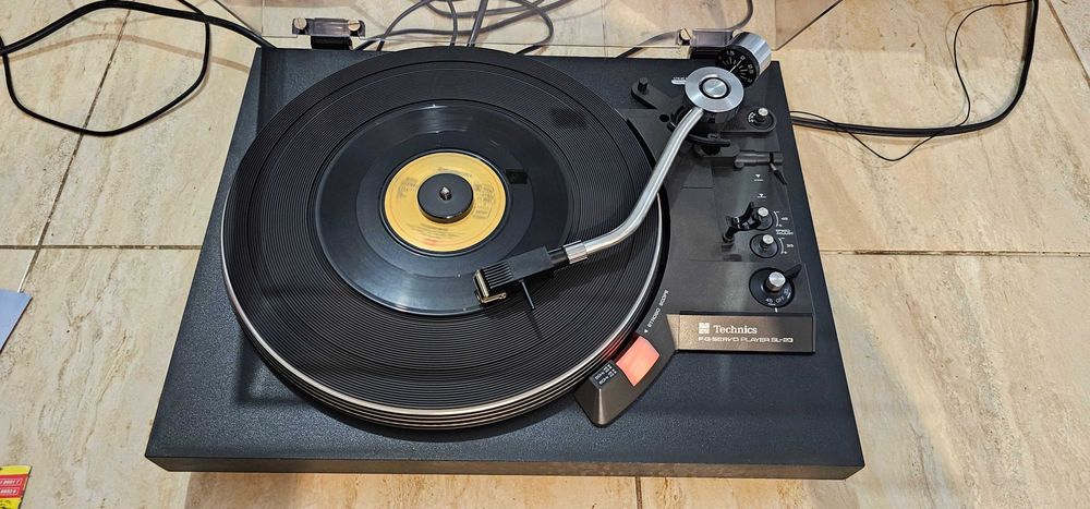 Pickup Technics SL-23 curea noua sau Technics SL-Q33 Direct Drive cu test video!