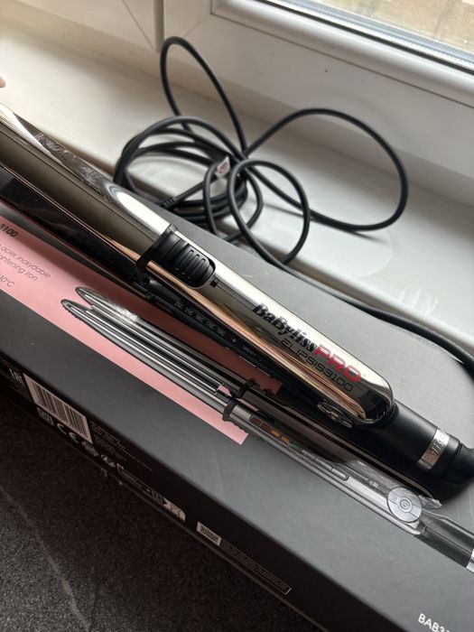 Placa de indreptat parul Babyliss PRO