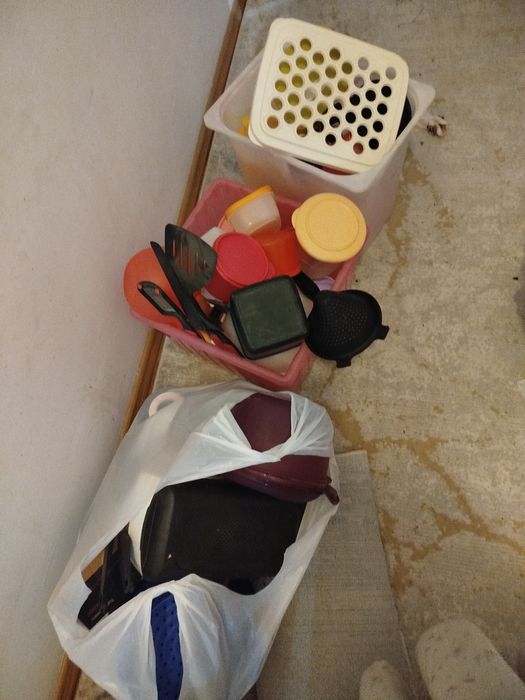 Tupperware посуды распродажа