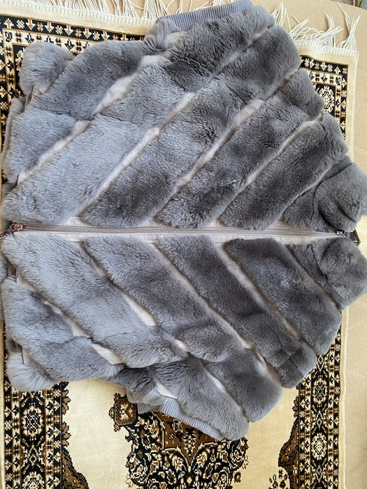 Меховой жилет