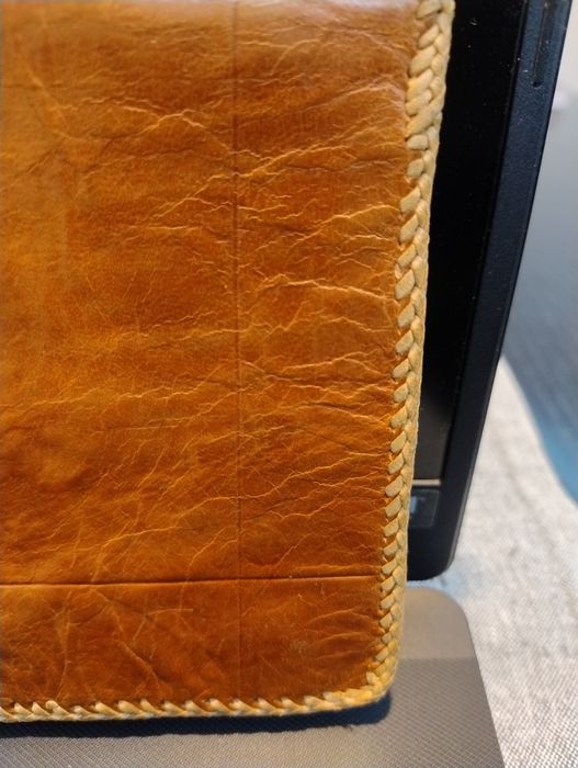 Geanta plic piele camila excelenta pentru ocazii deosebite artă tribal