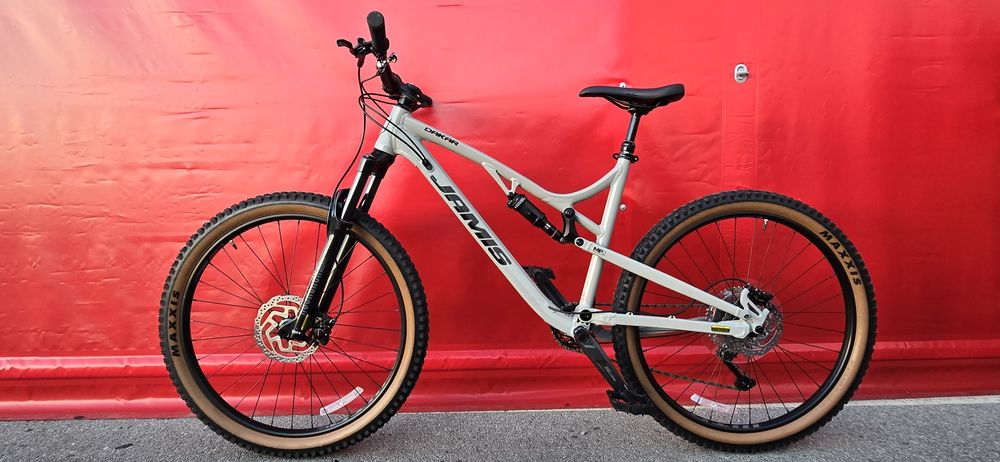Jamis Dakar МР2 27.5 ц. L разм. 1х10 НОВ