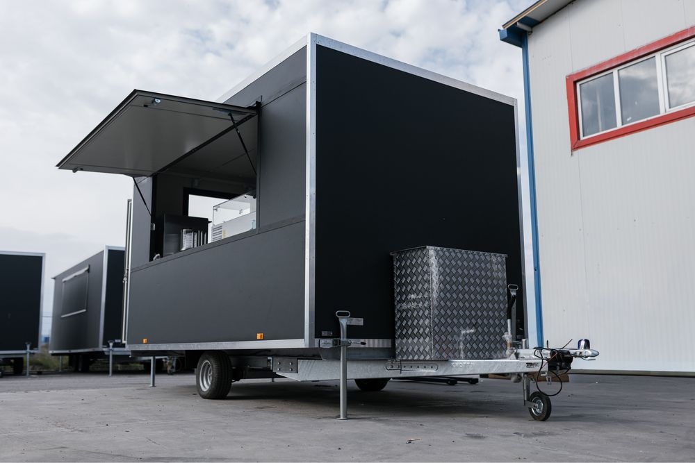 Rulota Comerciala Premium Rate, Complet Utilata Fast Food Shaorma Kebab Grill Street Food Truck Profesional Rulote Comerciale Complet Echipate In Stoc