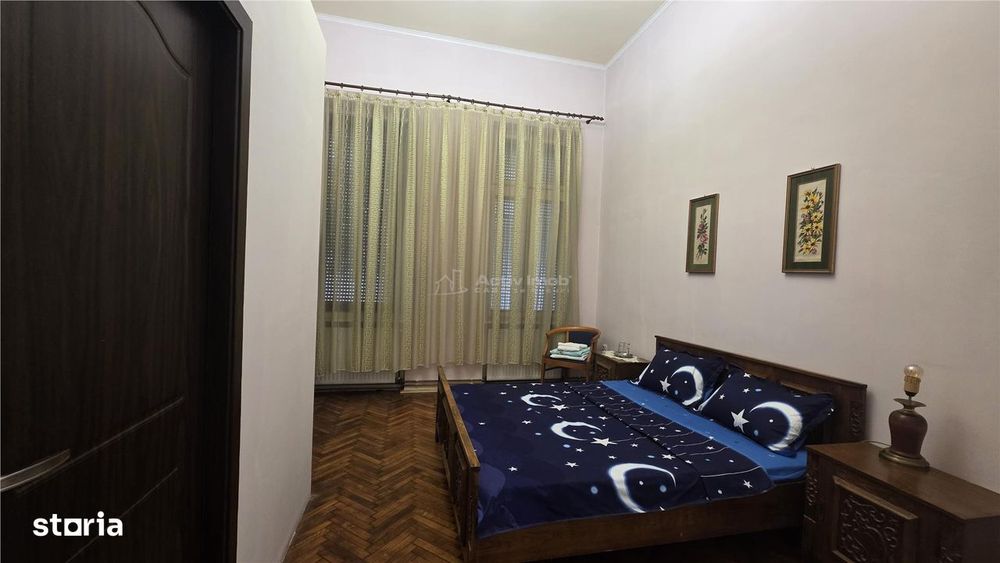 Casa cu etaj,teren 400 mp, pretabila : clinica, gradinita, birouri