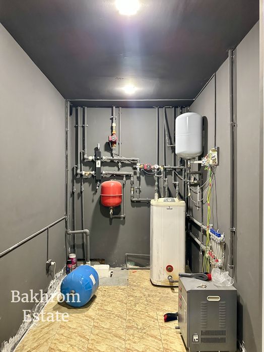 Помещение в аренду под офис/студию 100 м² цоколь, по ул. Глинка