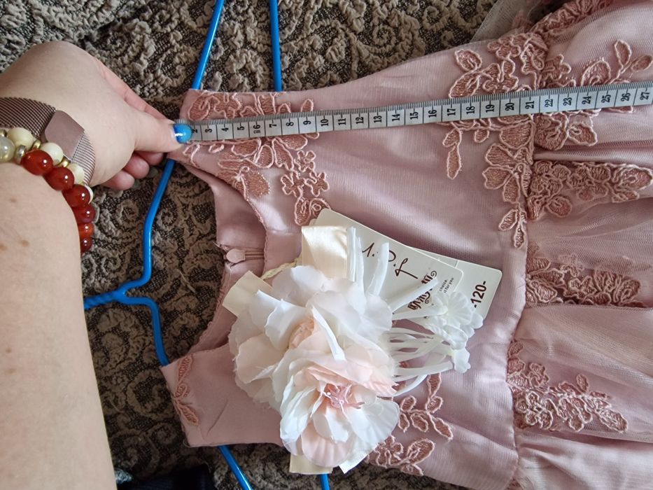 Платье на девочку