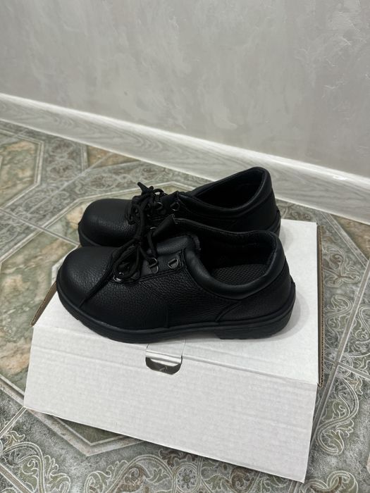 Ботинки рабочие.