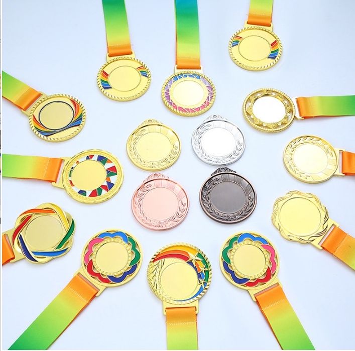 Trofee si medalii personalizate