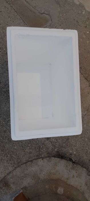 Хладилна кутия от пресован  стиропор