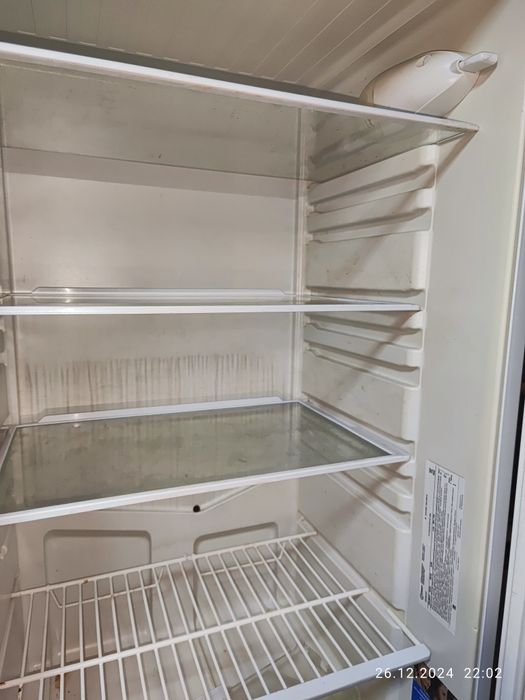 Холодильник Indesit