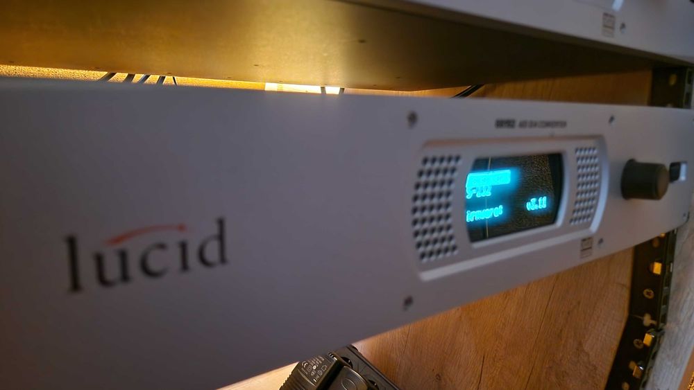 LUCID 88192 - convertor AD/DA, AES EBU, ADAT