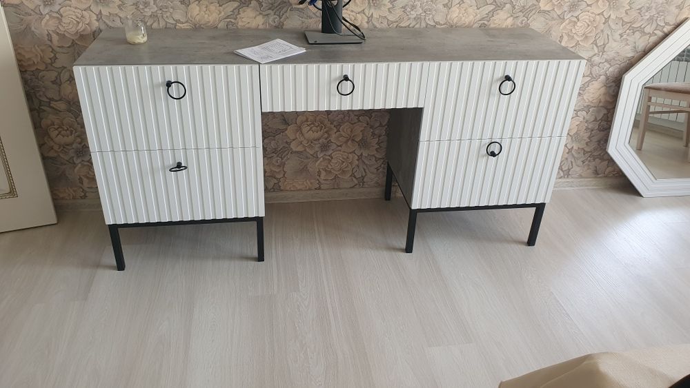 Спальная мебель/ гарнитура