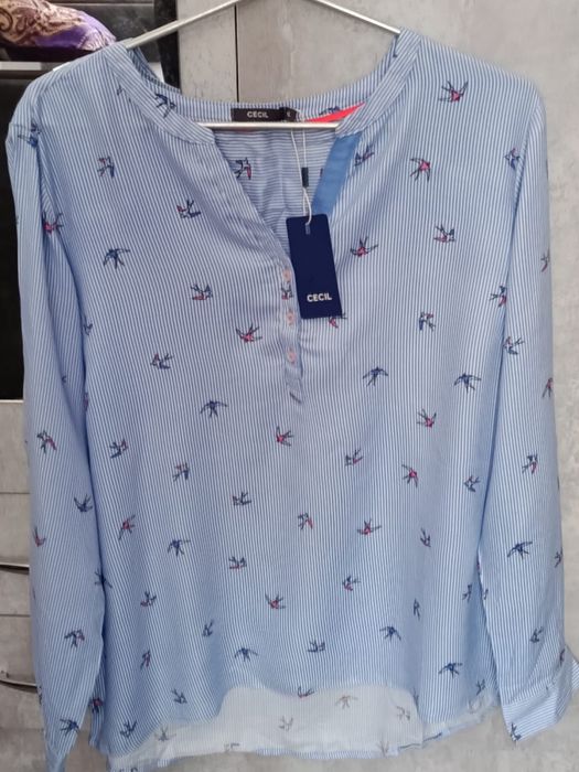 Женские Новые кофты 54р