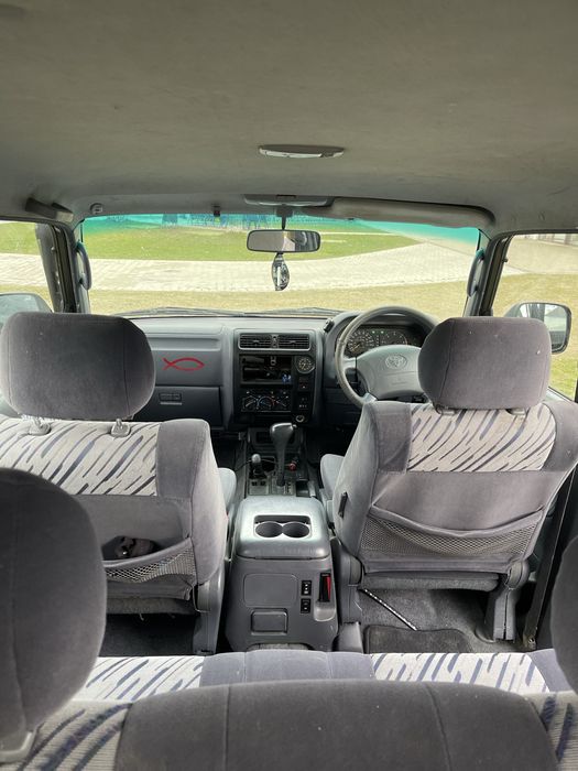 Toyota Land Cruiser j90