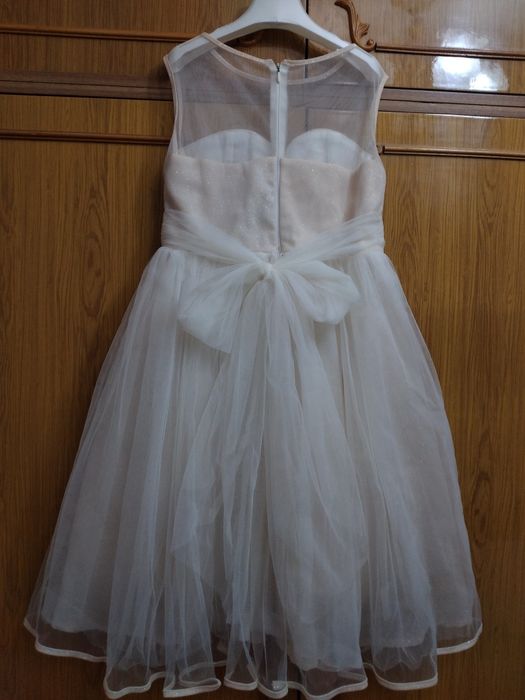 Нарядное платье  для  девочек