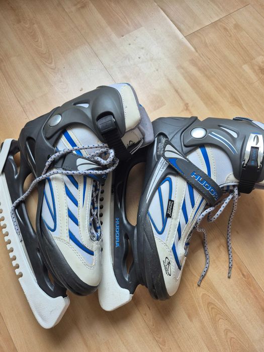 Кънки за лед, чисто нови