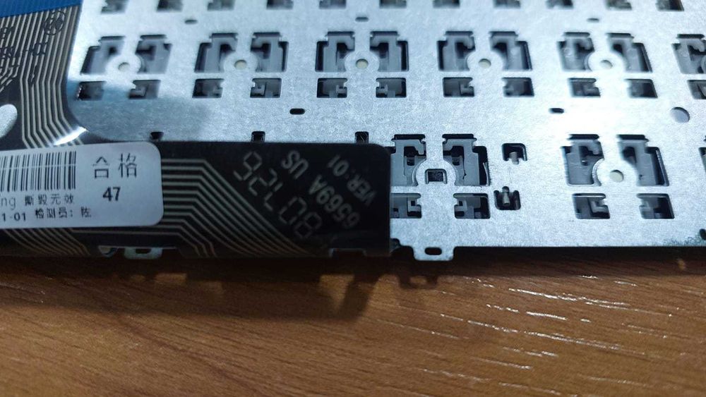 Продам клавиатуру для ноутбука Samsung