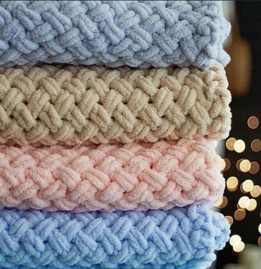 Плюшевый плед пинетки