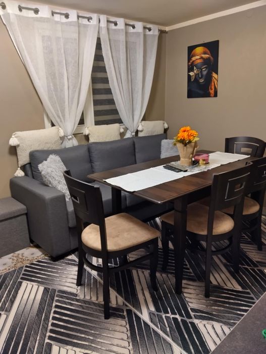 Продавасе двоетажна къща напълно обзаведена