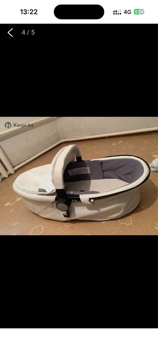 Коляска HotMome белая