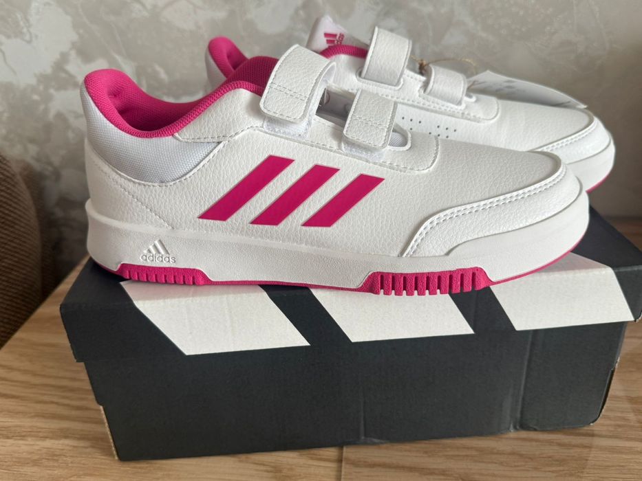 Продам стильные кеды Adidas (оригинал)