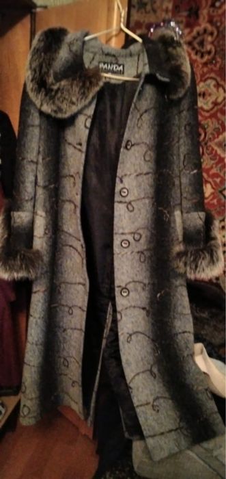 Пальто женское ТОРГ есть