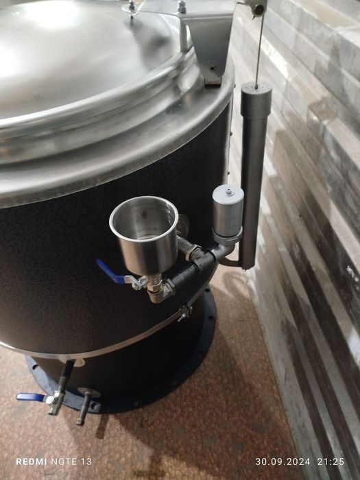 Пищевой паровой котёл 100л   (СССР)