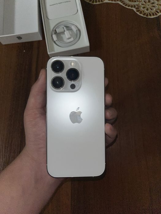 Iphone 14 pro sotiladi. Xolati ideal. Yomkost 84%. 590$