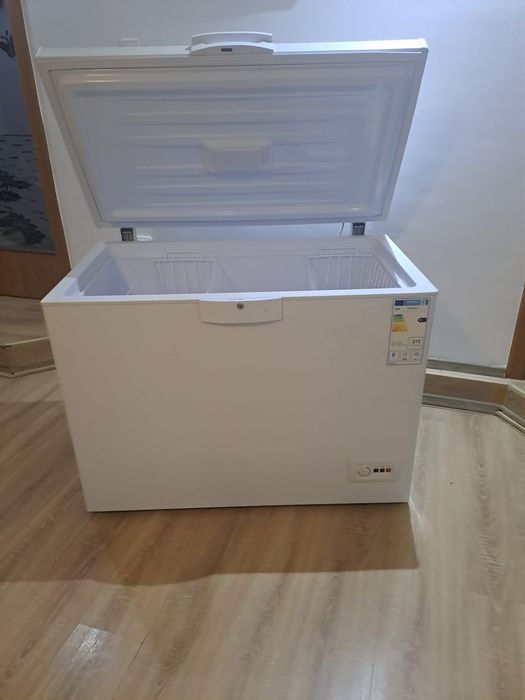 Vand lada frigorifica Beko 298L