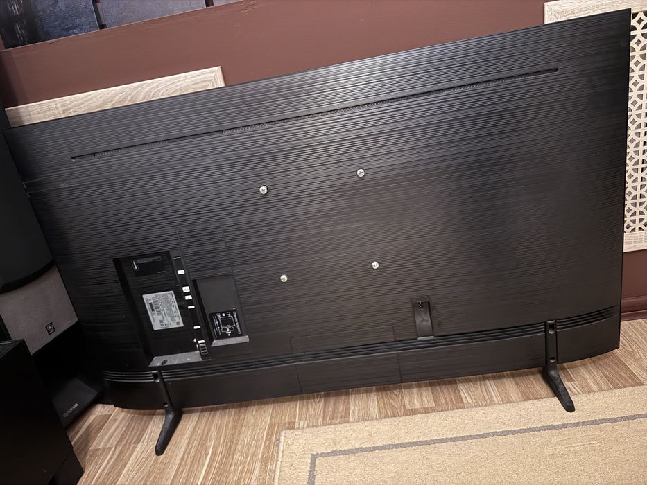 Телевизор Samsung 55"