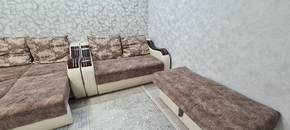 Продам диван в  хорошем состоянии