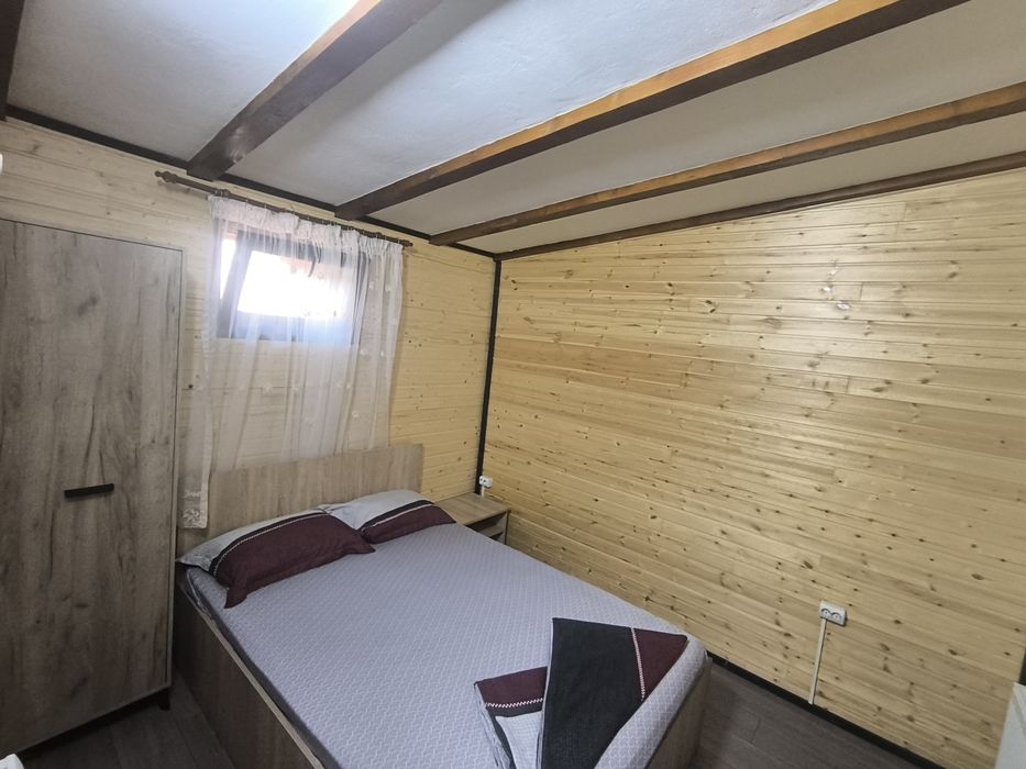CABANA "SONIA 2" Ciubar cu Jacuzzi 4 dormitoare