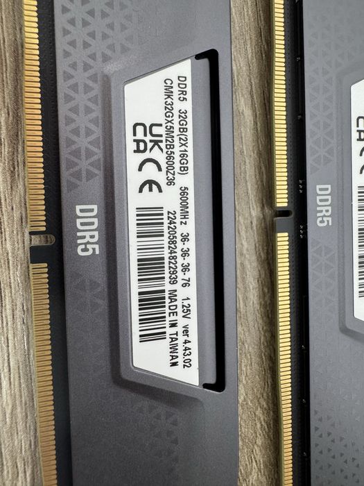 Corsair VENGEANCE,32GB(2x16GB), DDR5, AMD EXPO, 5600MT/s, CL36