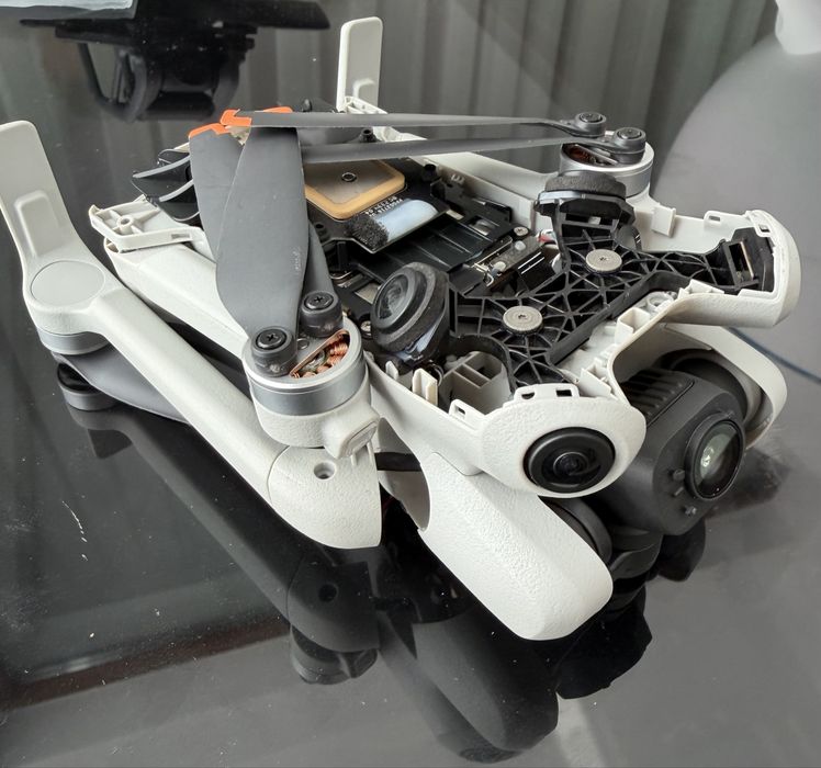 Dji mini 4 Pro pentru piese