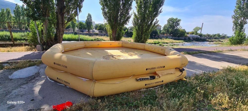 Авариен спасителен сал за 46 personen внос от САЩ