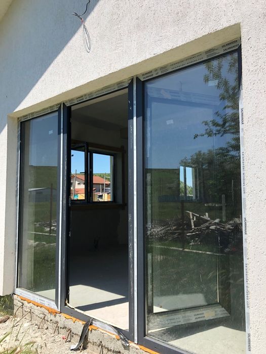 Vand casa Valu lui Traian 500 mp 70.000 mii + TVA